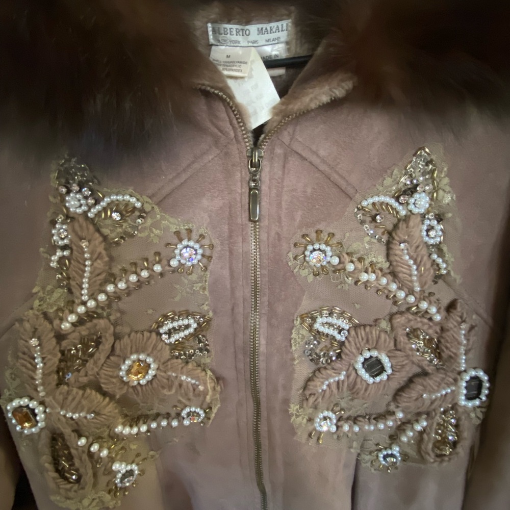 Designer vintage jacket. Fox fur collar